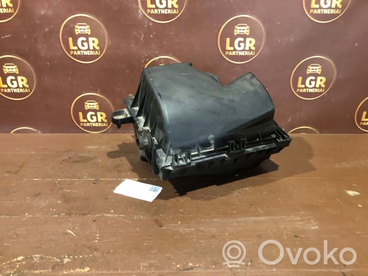 Opel Signum Obudowa filtra powietrza 55350912