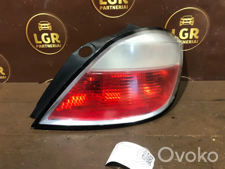 Opel Astra H Rear/tail lights 24451837