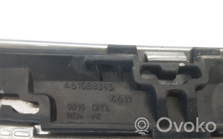Opel Insignia A Moldura de la puerta trasera 461088395