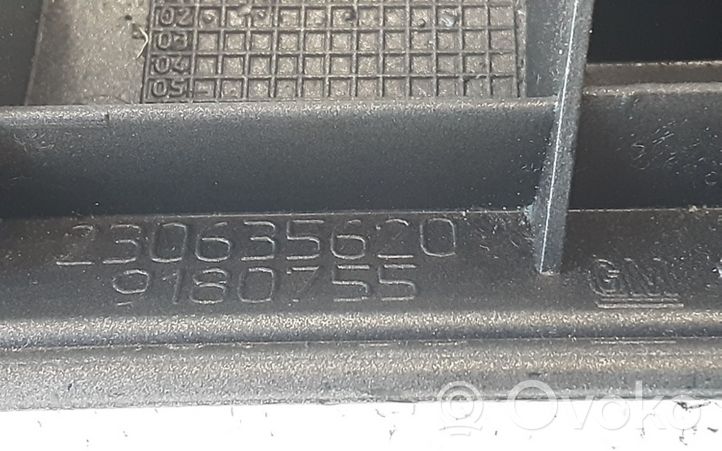 Opel Vectra C Rivestimento del vano portaoggetti del cruscotto 230635620