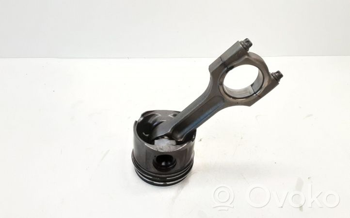 BMW 1 E81 E87 Piston avec bielle 0840C