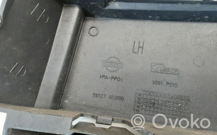 Nissan Primera Listwa pod lampę tylną 78127AU200