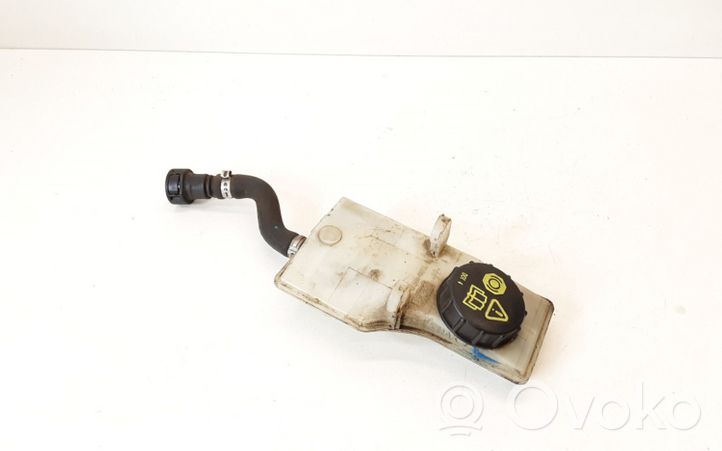 Ford Focus Serbatoio di compensazione del liquido del freno 03350886381