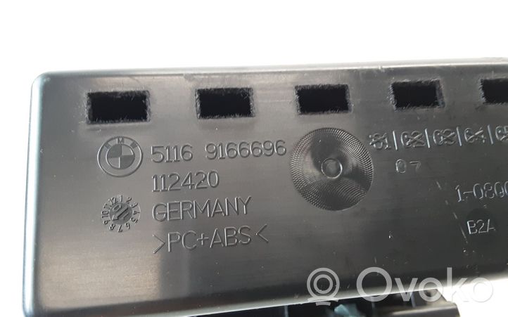 BMW 5 F10 F11 Glove box 9166696