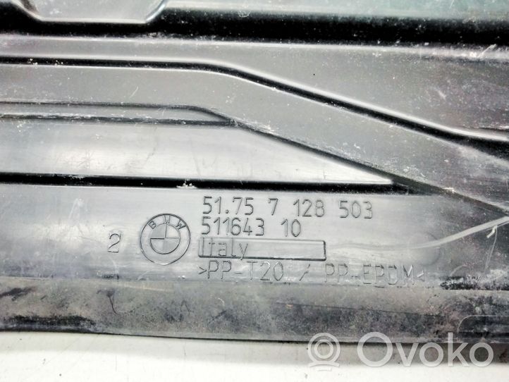 BMW 3 E92 E93 Osłona pod zderzak przedni / Absorber 7128503