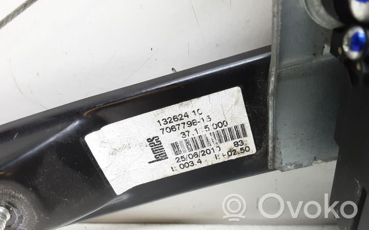 BMW 1 E81 E87 Mécanisme lève-vitre de porte arrière avec moteur 7067798