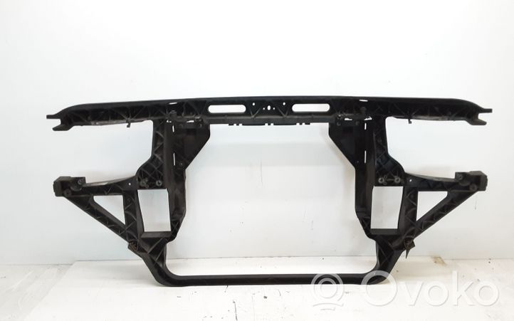 BMW X3 E83 Pannello di supporto del radiatore 8210306