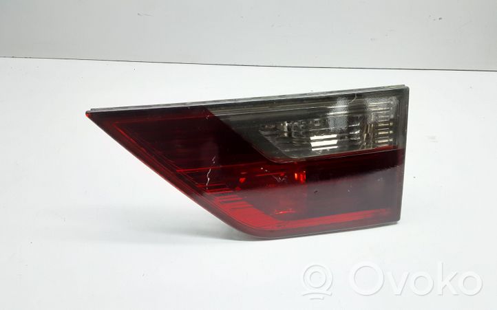 BMW X3 E83 Luci posteriori del portellone del bagagliaio 7162214