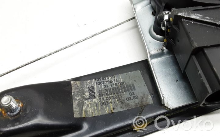 BMW 1 E81 E87 Elektriskā loga pacelšanas mehānisma komplekts 7067798