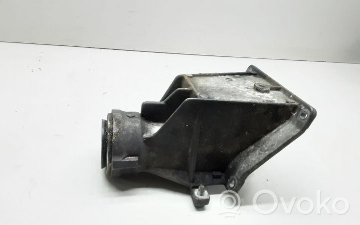 BMW X3 E83 Pusašio pakabinamo guolio kronšteinas 3448546