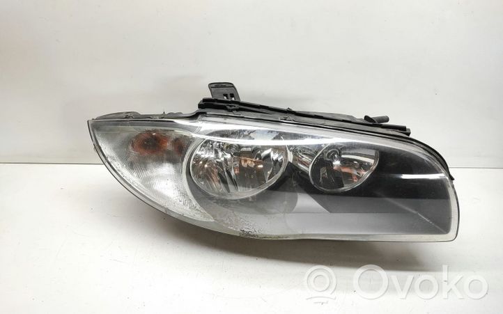 BMW 1 E81 E87 Lampa przednia 7249652