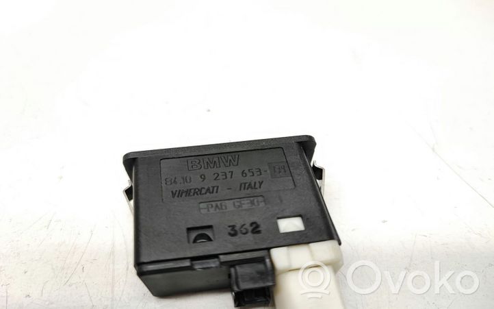 BMW X3 F25 USB-pistokeliitin 9237653