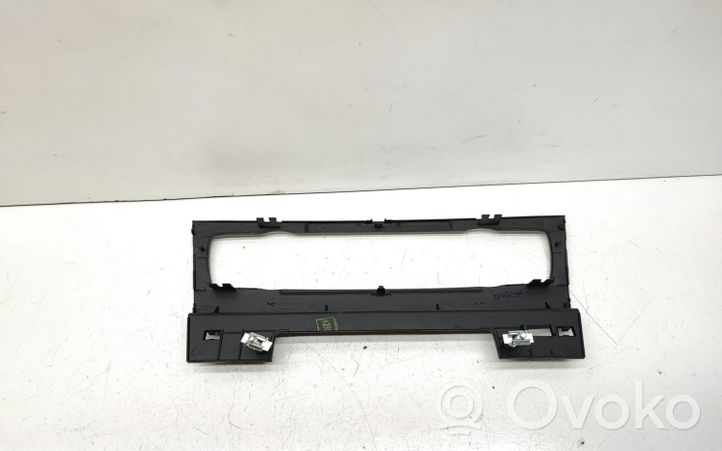 BMW X1 E84 Cadre, panneau d'unité radio / GPS 2991261