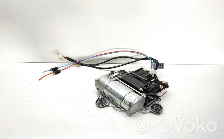 BMW X5 E53 Ilmajousituksen kompressoripumppu 1082099