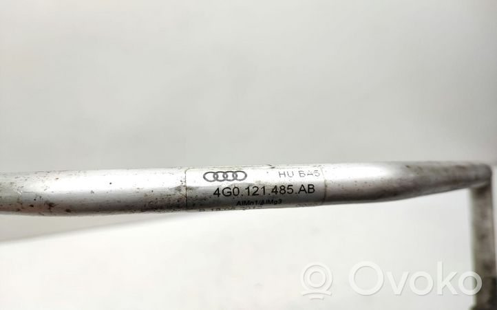 Audi A6 S6 C7 4G Tubo flessibile del liquido di raffreddamento del motore 4G0121485AB