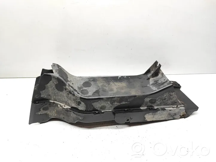 BMW 7 E65 E66 Canale/condotto dell’aria per il raffreddamento del freno 8223385