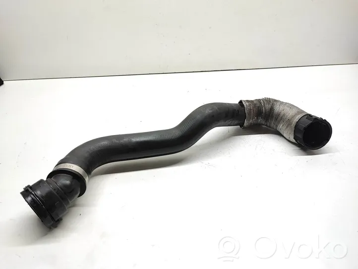 BMW 3 E90 E91 Tuyau de liquide de refroidissement moteur 7533978