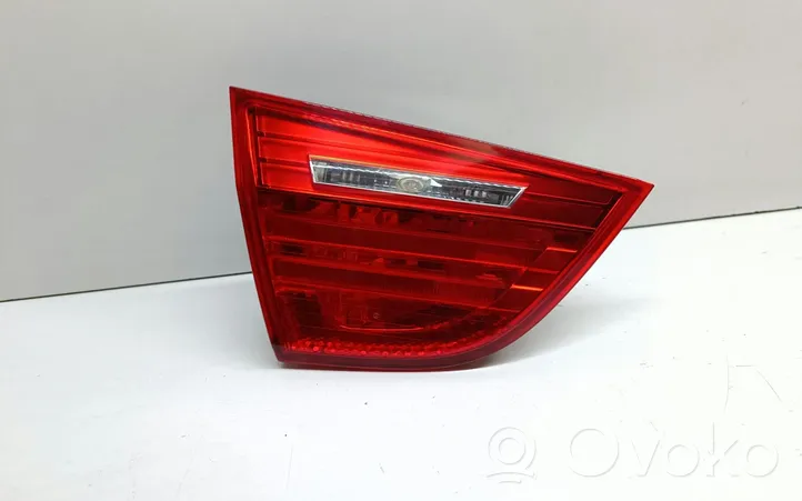 BMW 3 E90 E91 Tailgate rear/tail lights 7154155