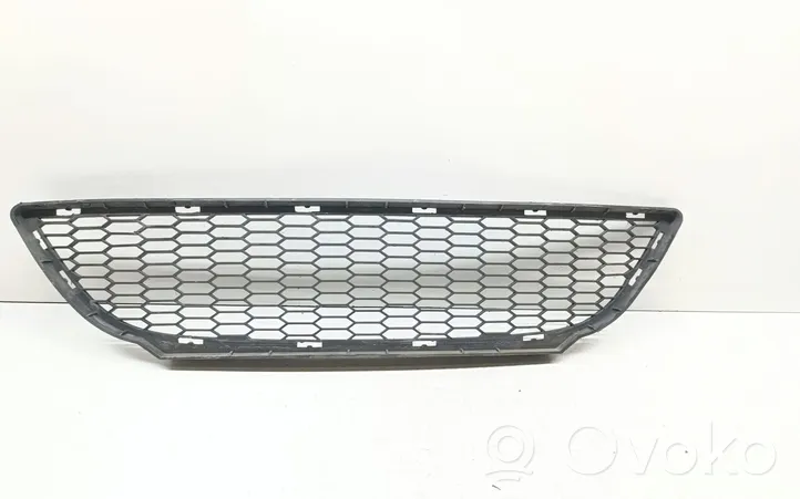 BMW 3 E90 E91 Mascherina inferiore del paraurti anteriore 7906494