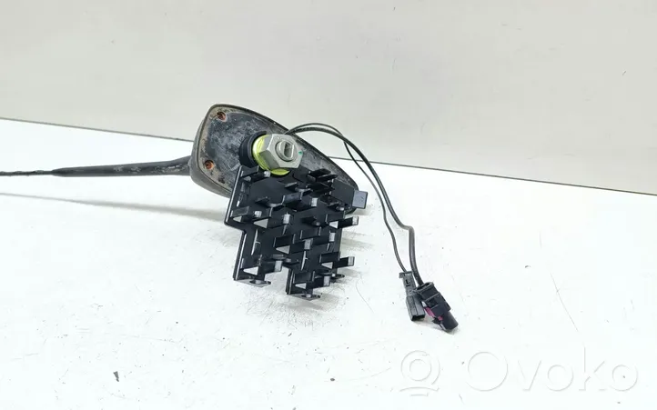 BMW 1 E81 E87 Antena radiowa 