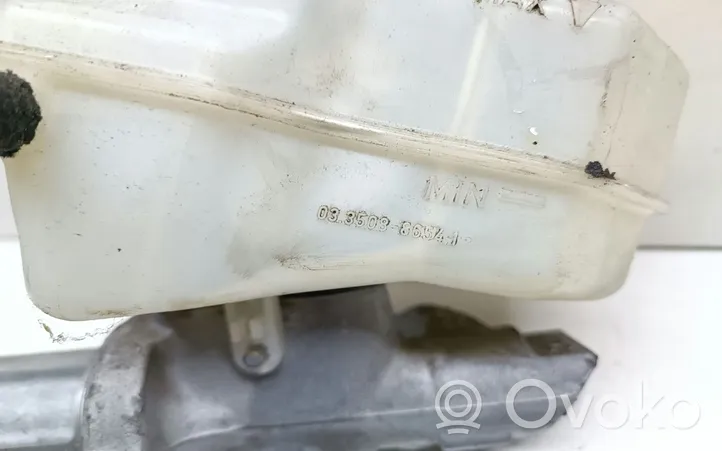 BMW X1 E84 Główny cylinder hamulca 35088654