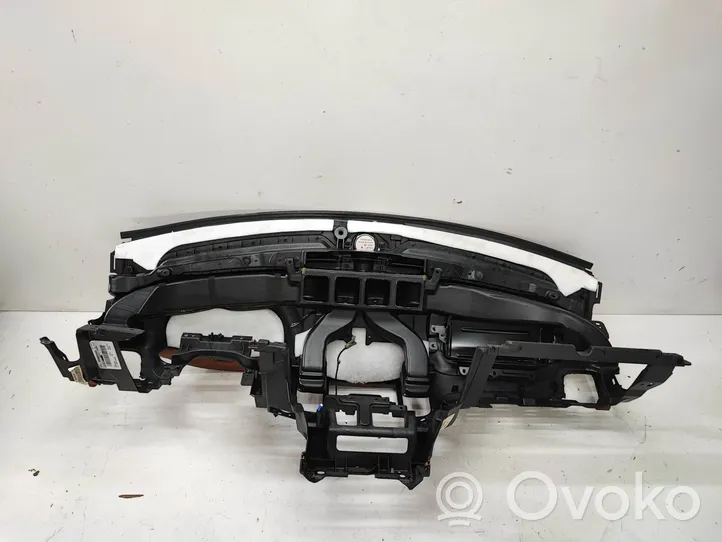 Jeep Grand Cherokee Panelė P01345033BA