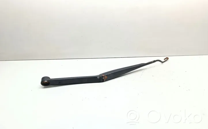 Hyundai Santa Fe Front wiper blade arm 