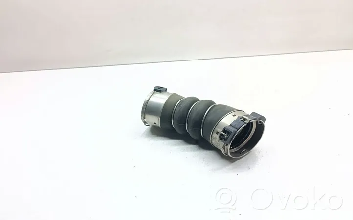 BMW 3 F30 F35 F31 Tube d'admission de tuyau de refroidisseur intermédiaire 8513450