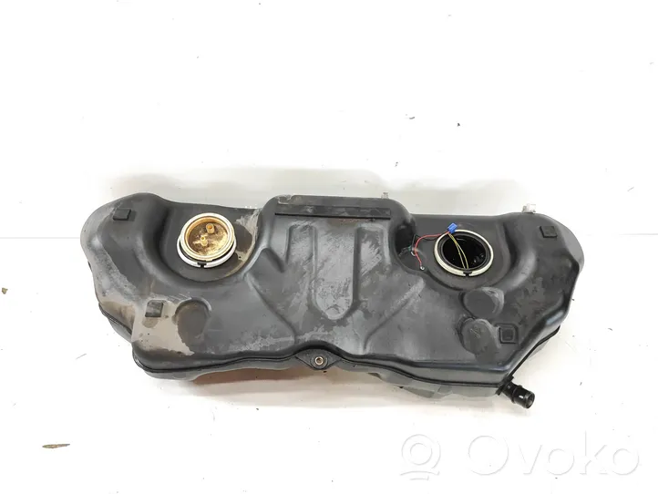 BMW X3 E83 Serbatoio del carburante 6758611