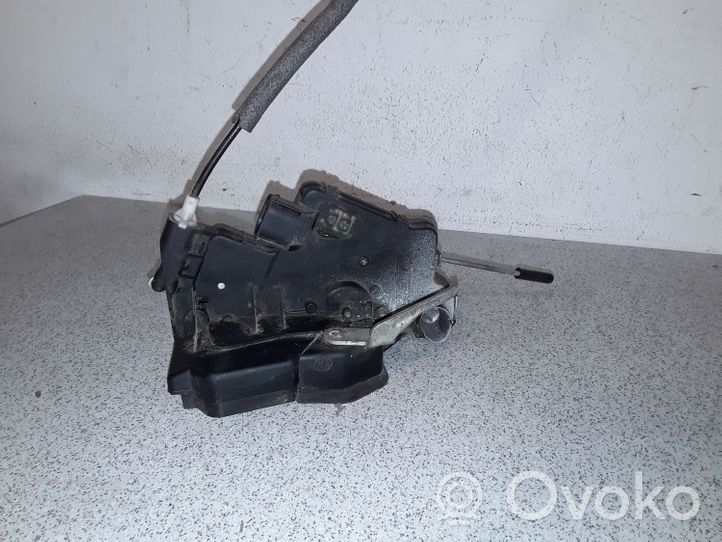 BMW 3 E46 Rear door lock 8196031