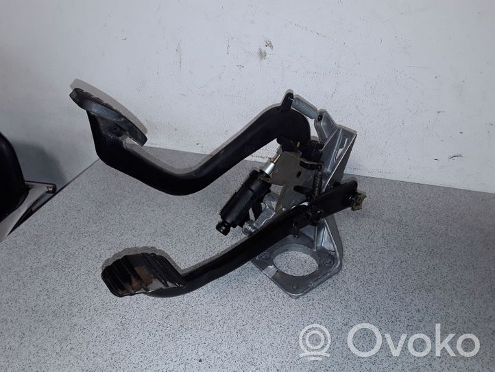 BMW 3 E46 Pedal assembly 35112229128