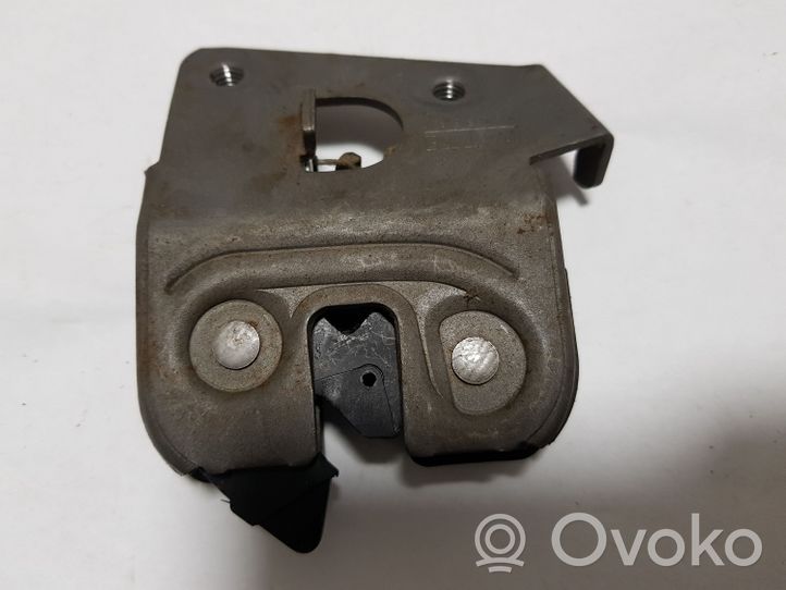 BMW 3 E46 Sedynės nugaros atramos spyna 52207112864