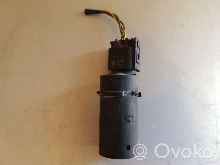 BMW 7 E38 Parking PDC sensor 6902182