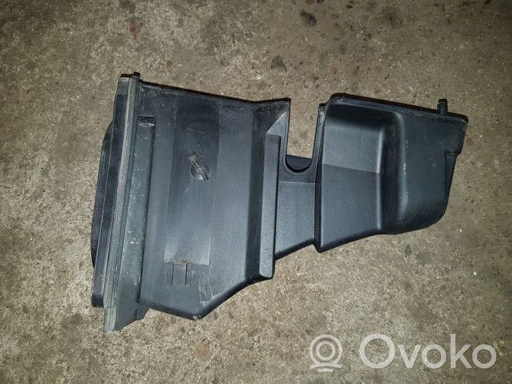 BMW 3 E36 Boîte à fusibles 61131387614