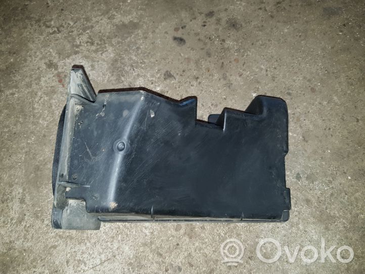 BMW 3 E36 Boîte à fusibles 61131387614