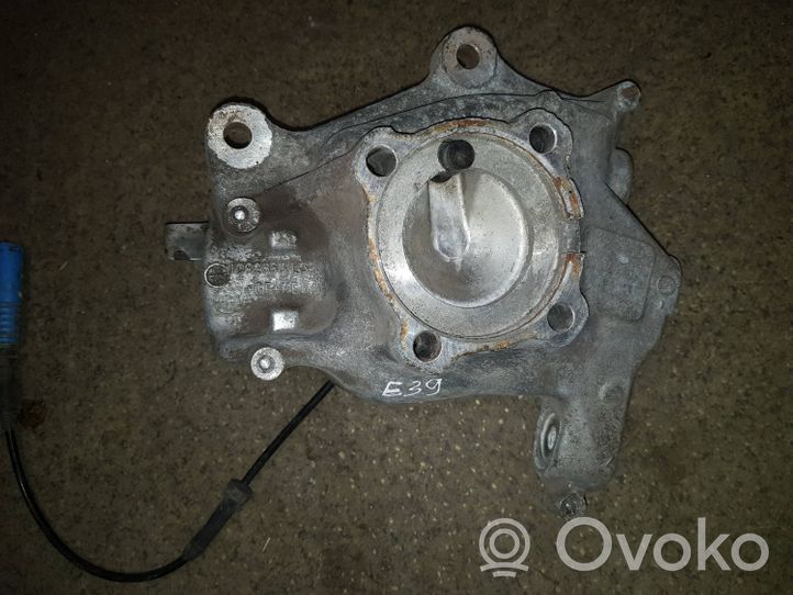 BMW 5 E39 Mozzo ruota anteriore 1092853