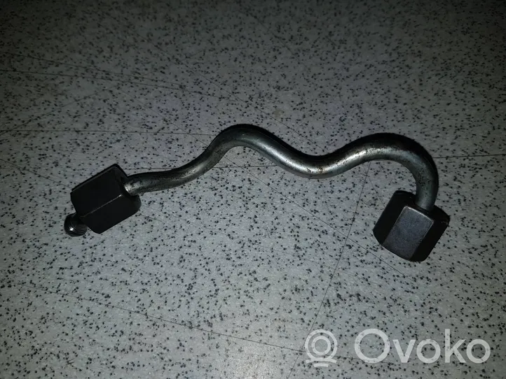 BMW 5 E60 E61 Linea/tubo di alimentazione iniettore del carburante 13537792713