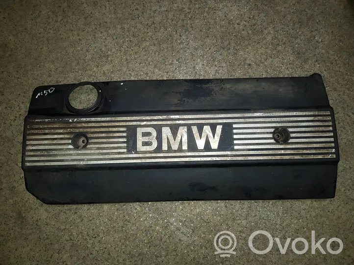 BMW 5 E34 Dzinēja pārsegs (dekoratīva apdare) 1738173