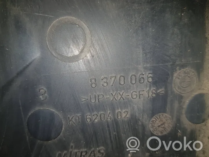 BMW 3 E46 Ohjaamon sisäilman mikrosuodattimen runko (osa) 8370066