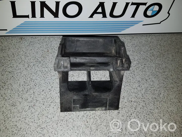 BMW 5 E60 E61 Staffa di montaggio del radiatore 17117542517