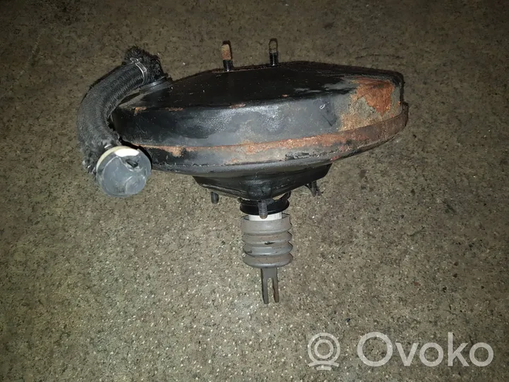 BMW 3 E30 Brake booster 1157983