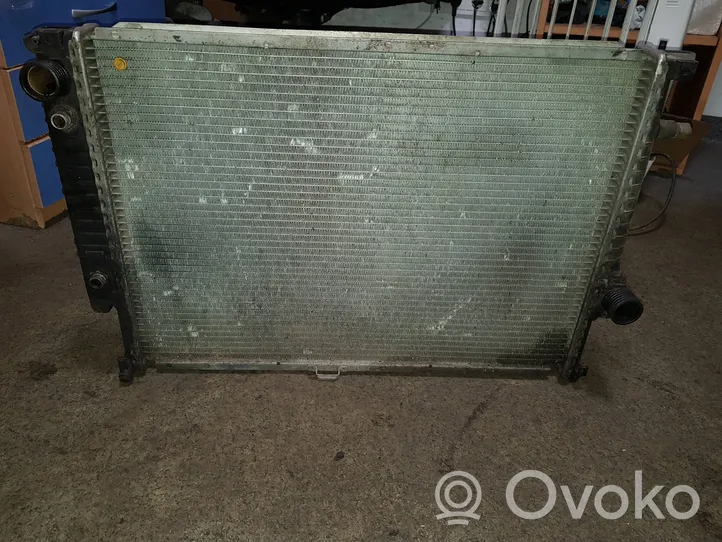 BMW 5 E34 Coolant radiator 1723467