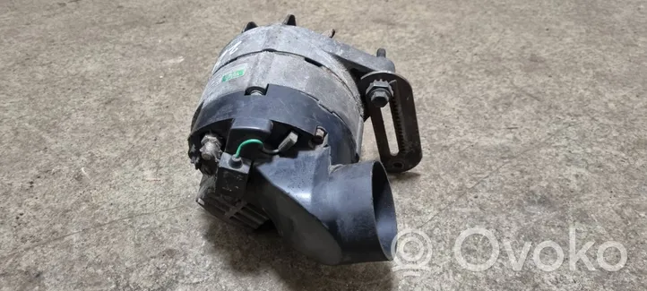 BMW 5 E28 Generatore/alternatore 12312241262