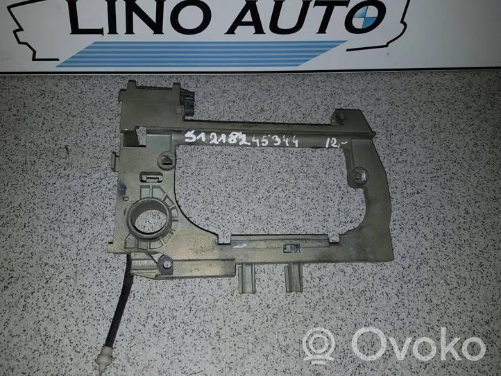 BMW 7 E38 Maniglia esterna/staffa portiera anteriore 51218245344