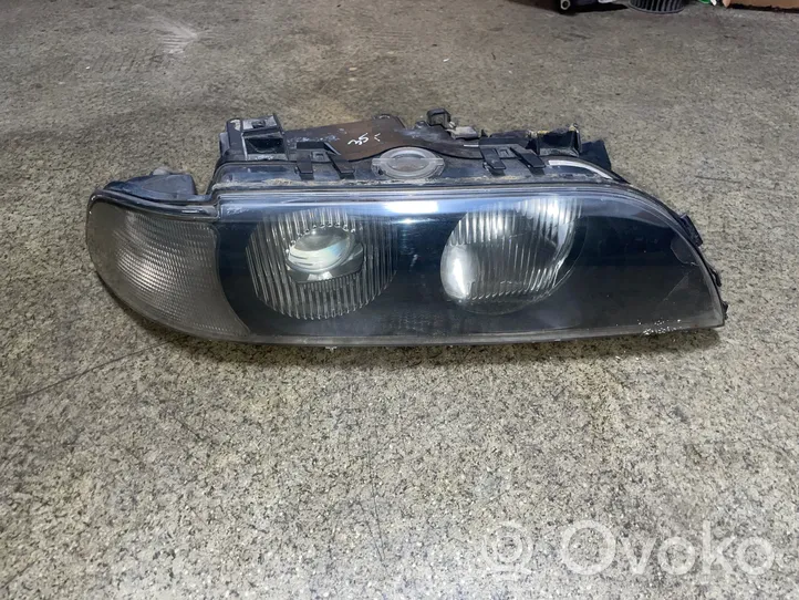 BMW 5 E39 Phare frontale 010298