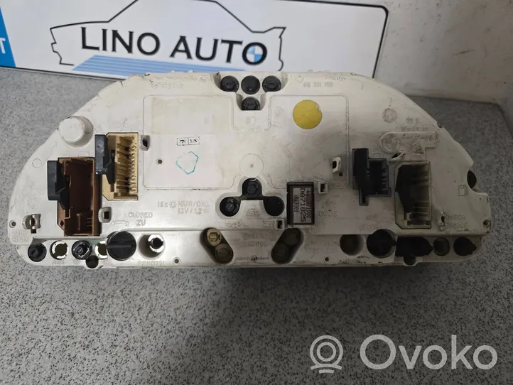 BMW 7 E32 Tachimetro (quadro strumenti) 110008432