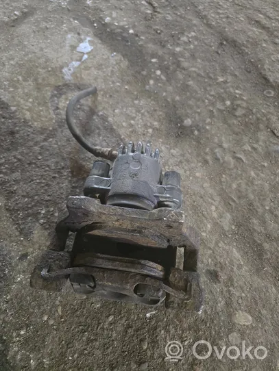 BMW 5 E39 Rear brake caliper 34211164188