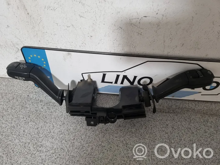 BMW 5 E39 Interruptor/palanca de limpiador de luz de giro 32311162088