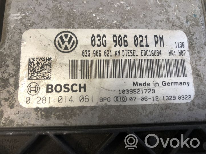 Volkswagen Golf V Moottorin ohjainlaite/moduuli 03G906021PM
