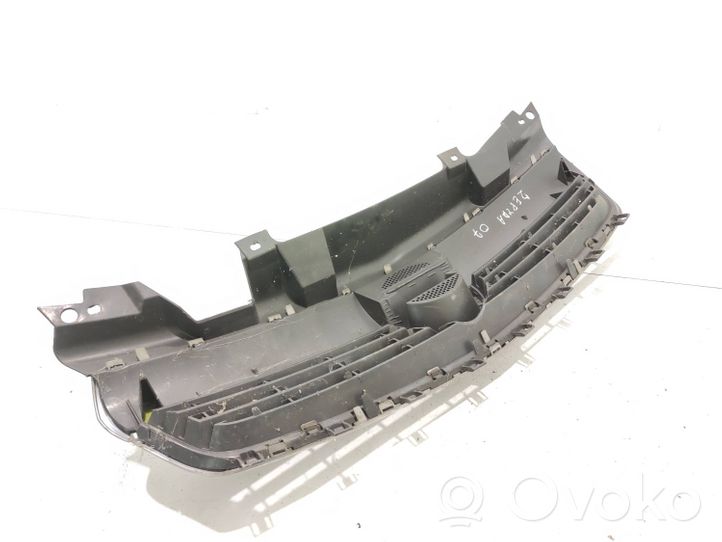 Opel Zafira B Grille calandre supérieure de pare-chocs avant 13136136